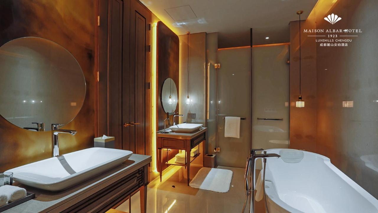 Luxehills Maison Albar Hotel Chengdu Exteriör bild